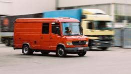 Mercedes Vario - widok z przodu