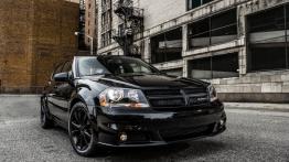 Dodge Avenger Blacktop Edition - widok z przodu