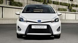 Toyota Yaris III Hybrid - widok z przodu