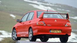 Mitsubishi Lancer EVO VIII - widok z tyłu