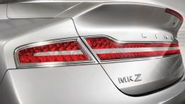 Lincoln MKZ II - tył - inne ujęcie