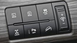 Kia Sorento II - inny element panelu przedniego