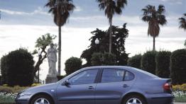 Seat Toledo II - lewy bok