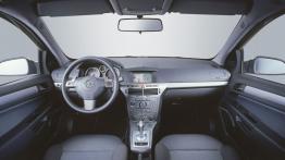 Opel Astra III - pełny panel przedni