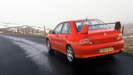 Mitsubishi Lancer EVO VIII - widok z tyłu