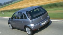 Opel Corsa III - widok z tyłu