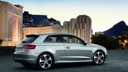 Audi A3 III - prawy bok