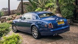 Rolls-Royce Phantom Coupe Series II - widok z tyłu