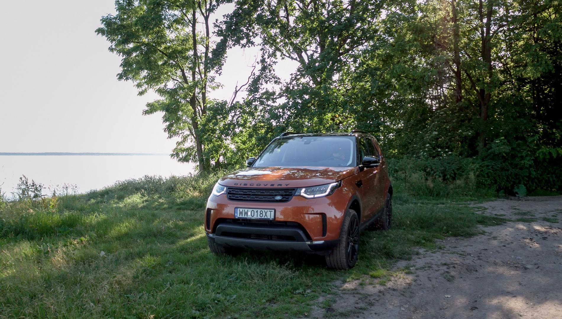 Land Rover Discovery terenówka w smokingu • AutoCentrum.pl