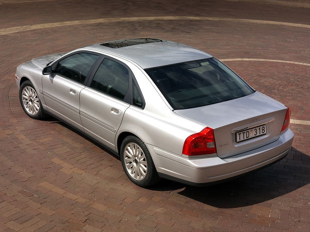 Volvo S80 2003 - Galerie Prasowe - Galeria • AutoCentrum.pl