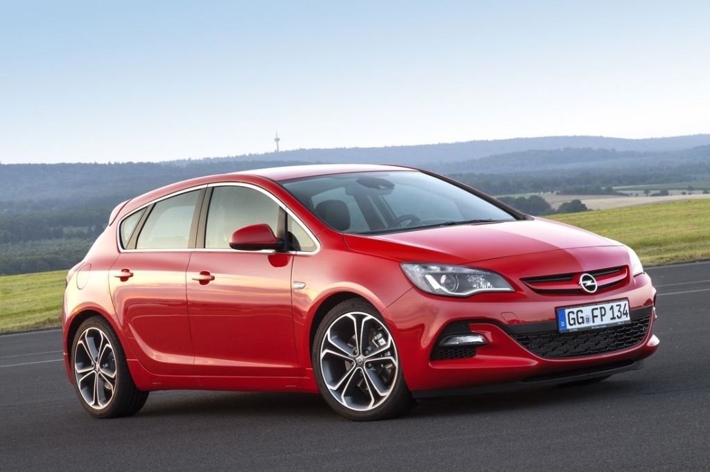 Opel astra класс автомобиля