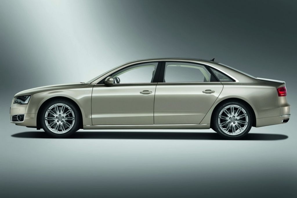 Audi a8 long d4