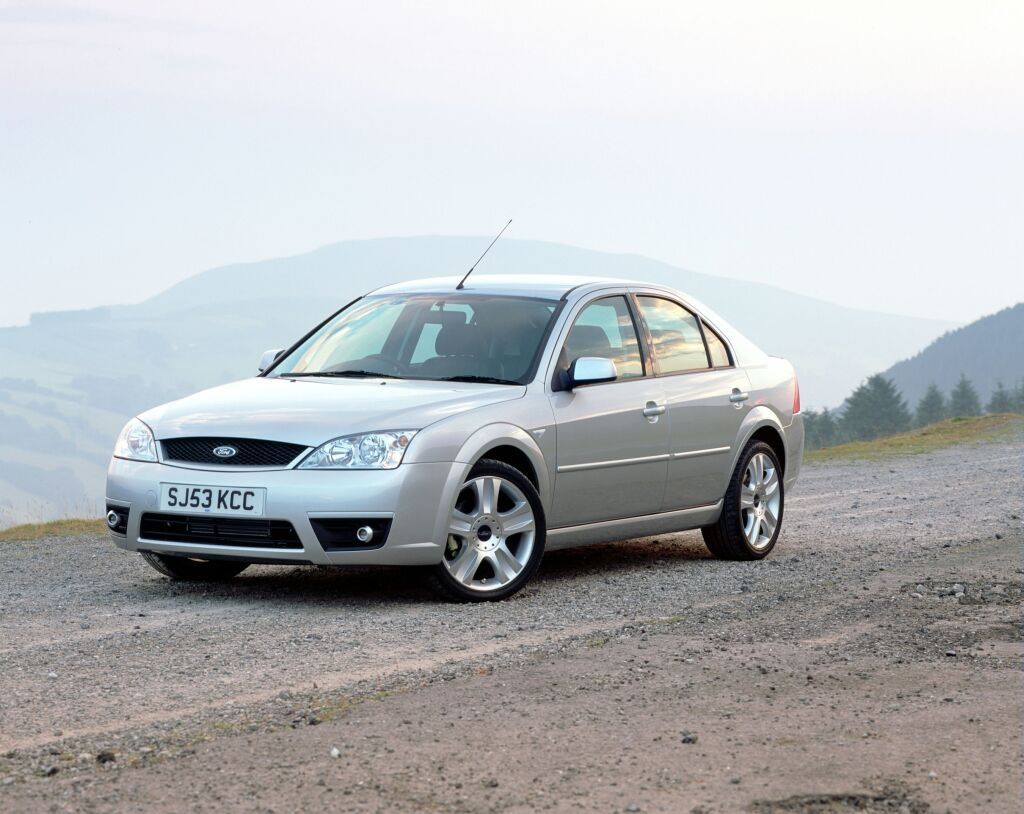 Форд мондео 2.3. Ford Mondeo 3 Zetec. ЗЕТЕК Форд Мондео 3. Zetec s Форд Мондео 3. Ford Mondeo mk3 Liftback.