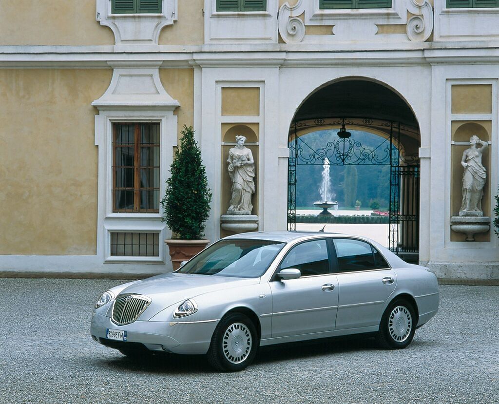 lancia thesis ile kosztuje