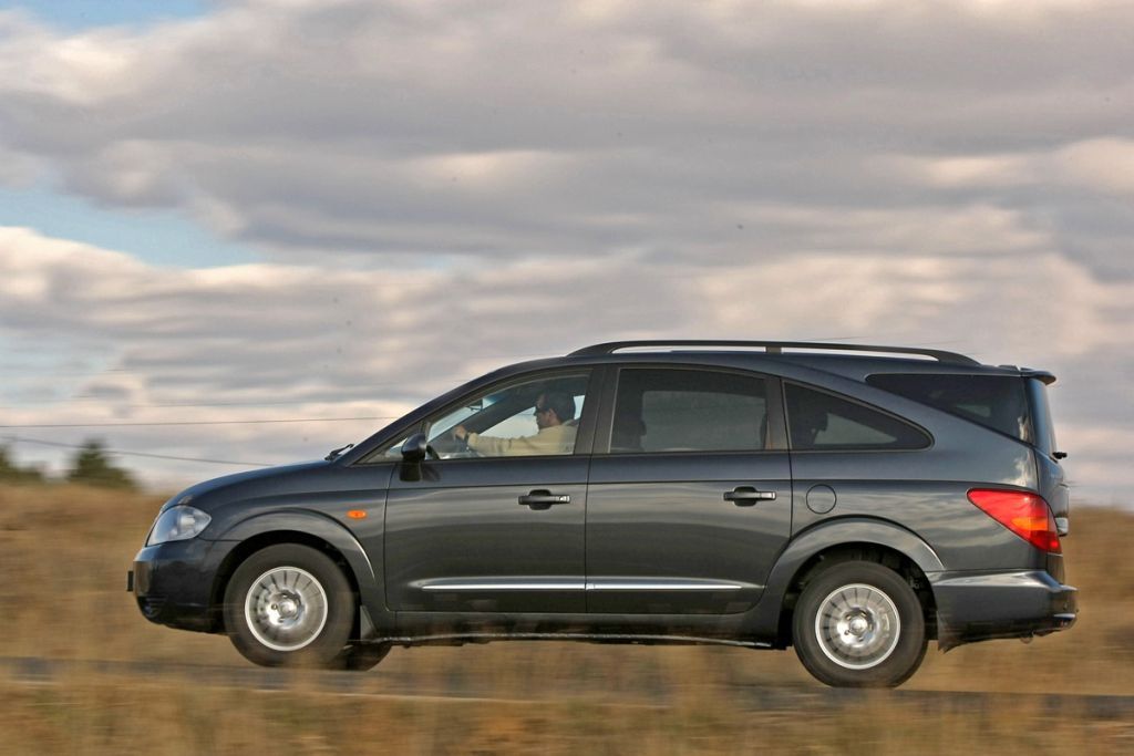 SSANGYONG Rodius Stavic