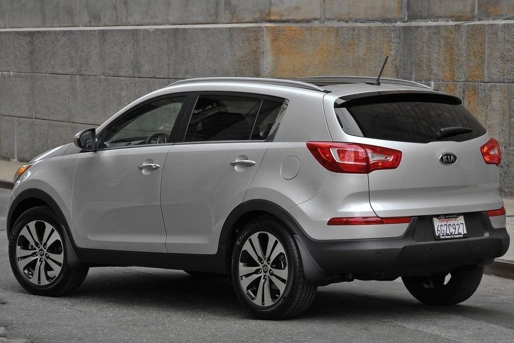 Kia sportage 2010 интерьер