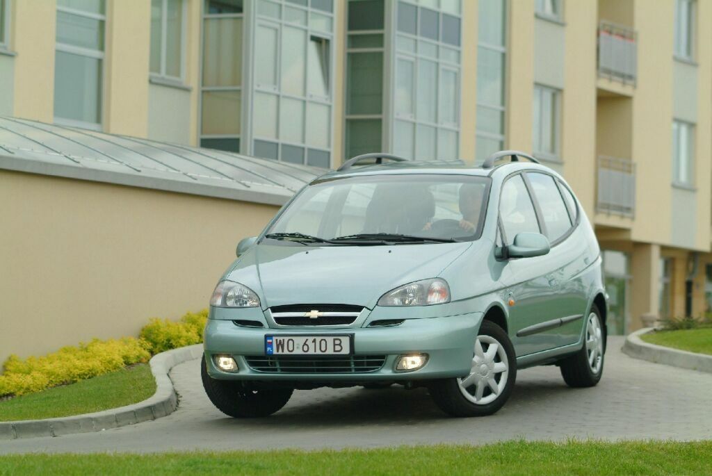 Chevrolet rezzo фото салона