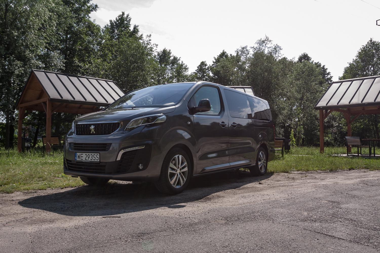 Peugeot traveller business vip