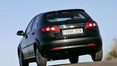 Chevrolet Lacetti Hatchback 1.4 I 16V 95Km 70Kw 2004-2009 • Dane Techniczne • Autocentrum.pl