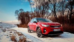 Kia Stonic 1.4 DOHC 100 KM - galeria redakcyjna - widok z przodu