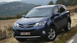 Toyota RAV4 IV - galeria redakcyjna - widok z przodu