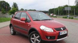 Suzuki SX4 4WD - widok z przodu