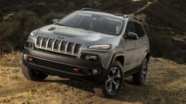 Jeep Cherokee KL (2014) Trailhawk - widok z przodu