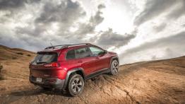 Jeep Cherokee KL (2014) Trailhawk - prawy bok