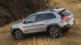 Jeep Cherokee KL (2014) Trailhawk - lewy bok