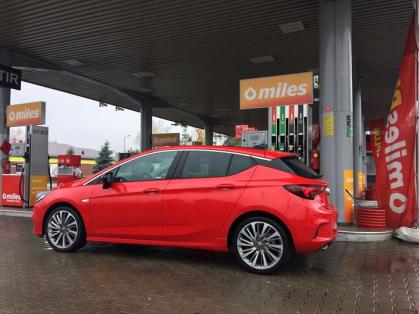 #Opel #Astra #tankowanie #CircleK