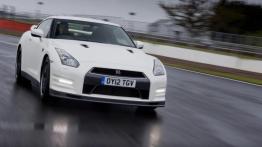 Nissan GT-R Track Pack - widok z przodu