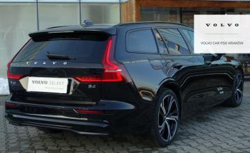 Volvo V60 II  Kombi Facelifting 2.0 B4 B 197KM 2024 Plus Motyw Dark, zdjęcie 6