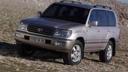 Toyota Land Cruiser - drogocenny staruszek