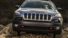 Jeep Cherokee KL (2014) Trailhawk - widok z przodu