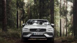 Volvo V60 Cross Country – czy da radę SUV-om i crossoverom?