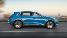 Audi e-tron - prawy bok