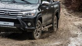 Toyota Hilux Invincible 50 Chrome Edition