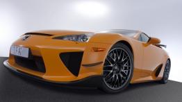 Lexus LFA Nurburgring Edition - przód - reflektory włączone