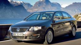 Volkswagen Passat 4-Motion - widok z przodu