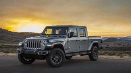 Jeep Gladiator - widok z przodu