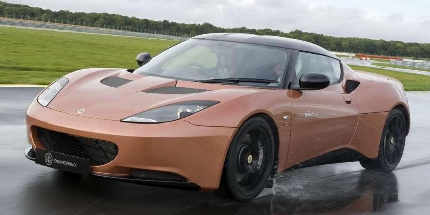 Lotus Evora jako roadster i crossover?