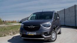 Opel Combo Life kontra Peugeot Rifter – starcie kombivanów!