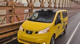 Nissan NV200 Taxi of Tomorrow - widok z przodu