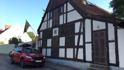 #skodacyclingadventure #test #lithuania #skoda #welovecycling #kodiaq #baltic #sea #oldtown