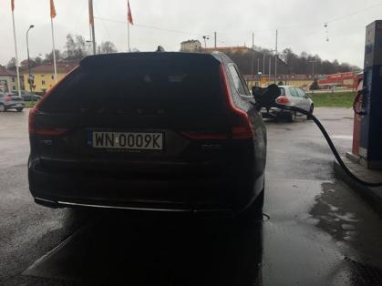 #volvooriginexpedition #voe #volvocarpoland #visitsweden #thisisgtb #goteborg #volvo #gasstation #diesel