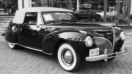 Lincoln Continental - widok z przodu