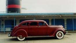 Chrysler Airflow Imperial - prawy bok