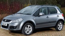 Suzuki SX4 FL - widok z przodu