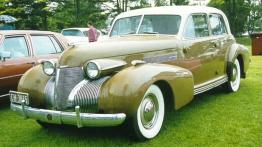 Cadillac Sixty Special - widok z przodu