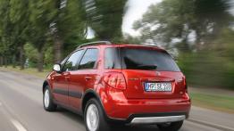 Suzuki SX4 FL - widok z tyłu